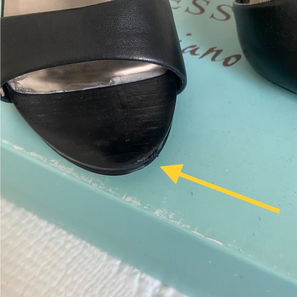 Guess by Marciano ROXANNE Black High Heels. - Picture 7 of 7